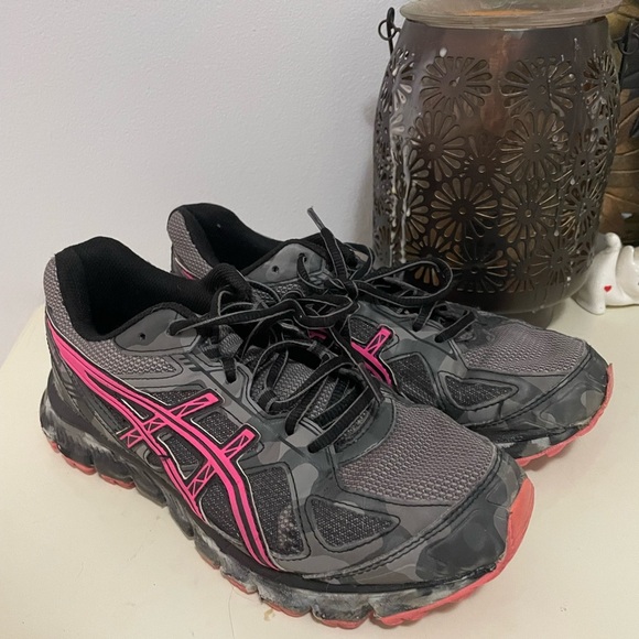 ASICS Women's Athletic Shoes in Gray and Pink Size 7.5 - Picture 5 of 12